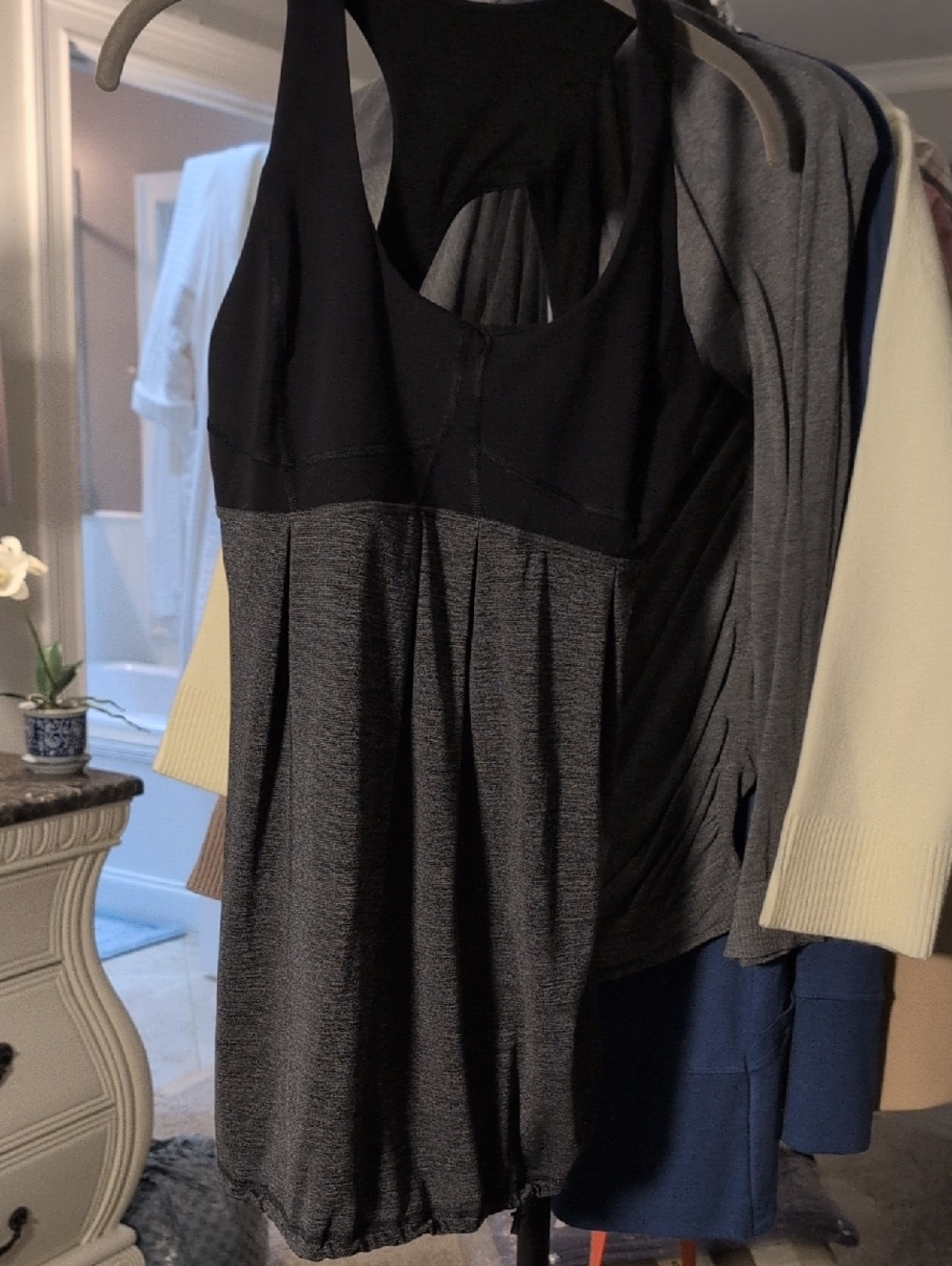 lululemon athletica Black and Charcoal Gray Yoga Tank Top